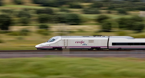 Renfe conectará todos los días Cádiz con Barcelona a partir de Agosto