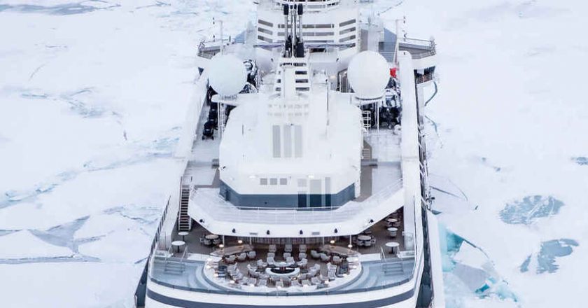El Primer Crucero Eléctrico por la Antártida